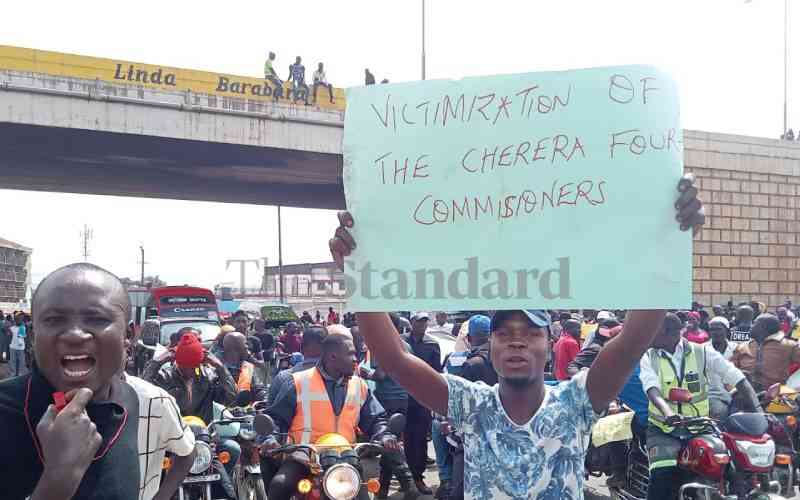 Business paralyzed as hundreds of Kisumu residents begin mass action - FarmKenya Initiative