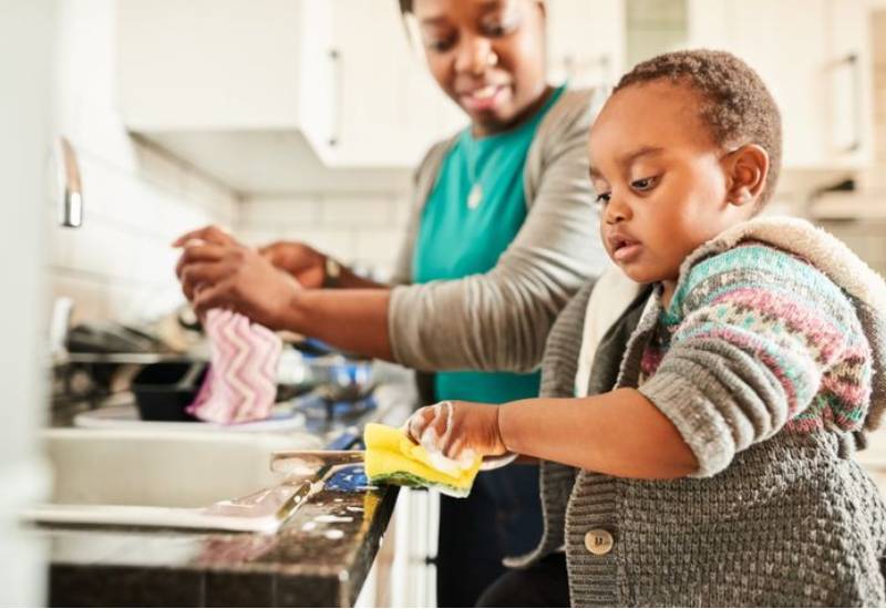 Why you should give your children house chores
