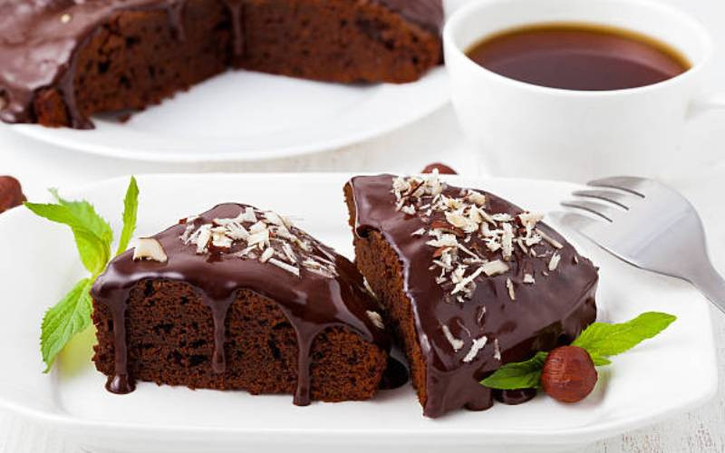 Easy recipe: Moist chocolate cake with whipped ganache