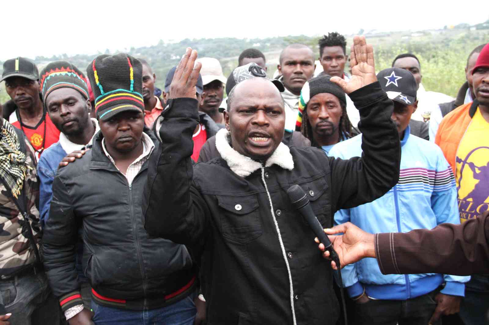 Athi River residents block police demolition attempt over land dispute