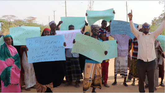 Hundreds in Mandera protest alleged illegal presence of Jubaland forces in the border town