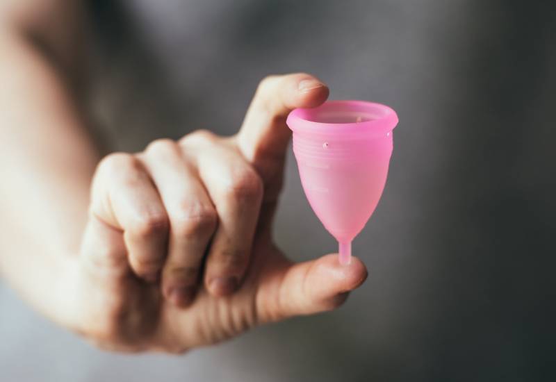 How to use a menstrual cup 