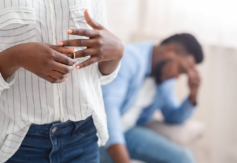 Signs your partner is not ready for marriage 