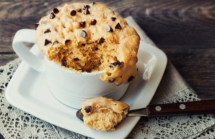 Three-minute microwave mug cake recipe