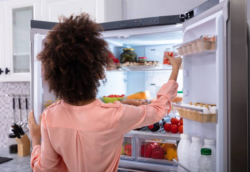 Foods you should never store in the fridge even though many of us do Eve woman
