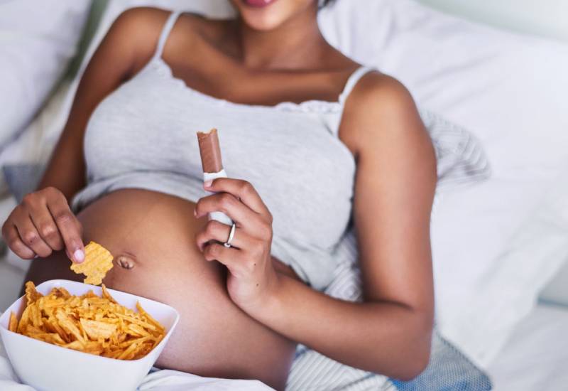 Craziest cravings women have during pregnancy