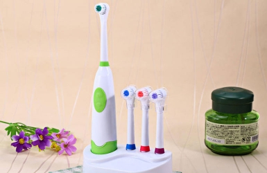 Why we are CraZzy about this Electric toothbrush.