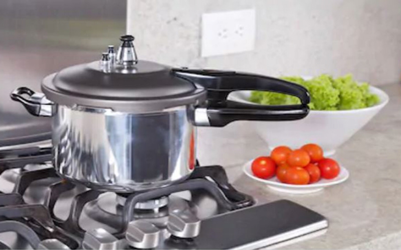 Kitchen gadget: Pressure cooker