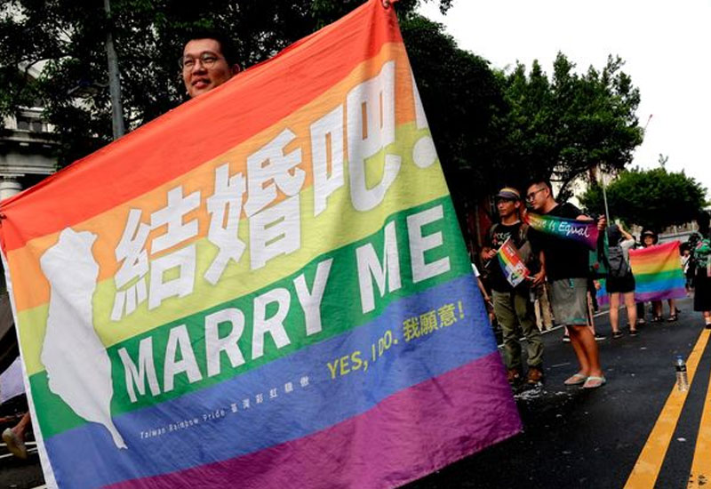 Lesbians Tie Knot As Taiwan Becomes First Asian Country To