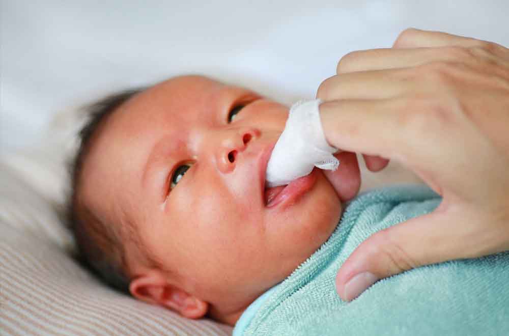 newborn milk tongue