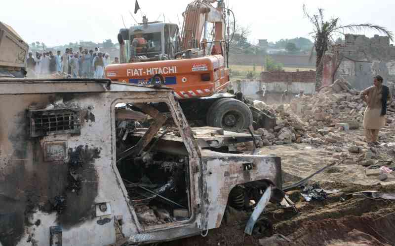 Car bomb attack on checkpoint kills at least 15 in northwest Pakistan: police