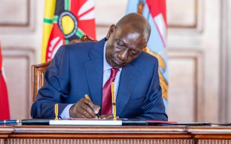 Ruto signs CBK Reform Law, Parliamentary Pension Bill