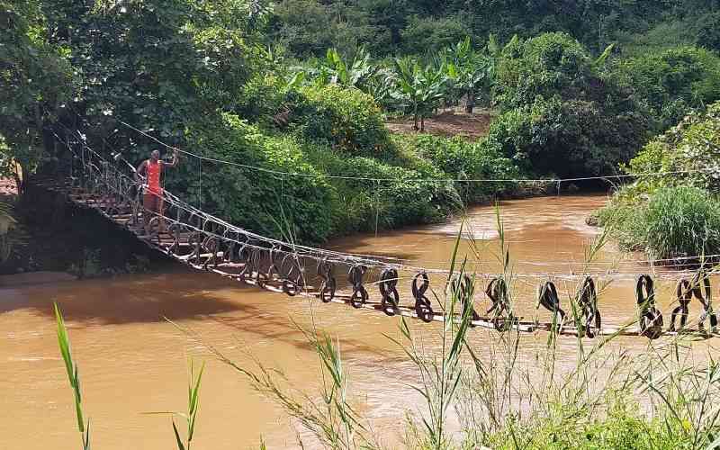 40,000 makeshift bridge offers temporary relief to residents of Murang'a villages