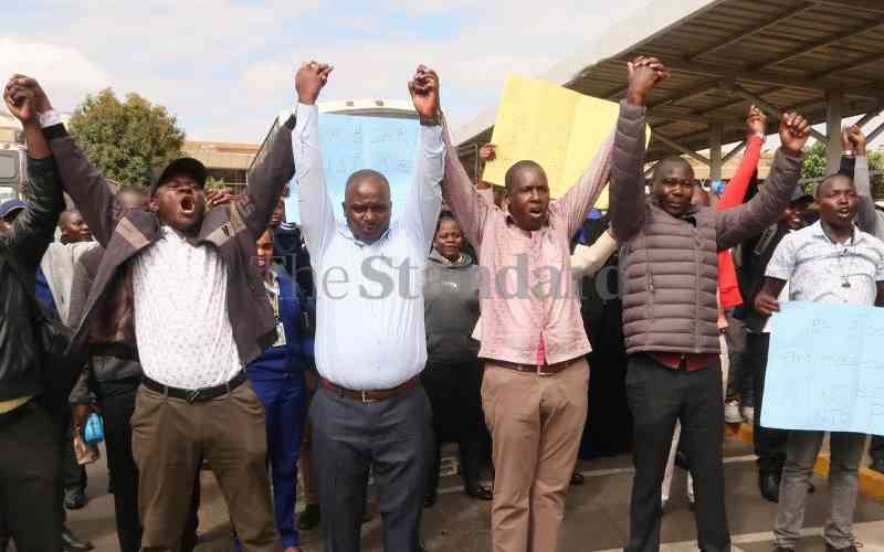 Pilots raise safety concerns as aviation workers' strike enters day 2