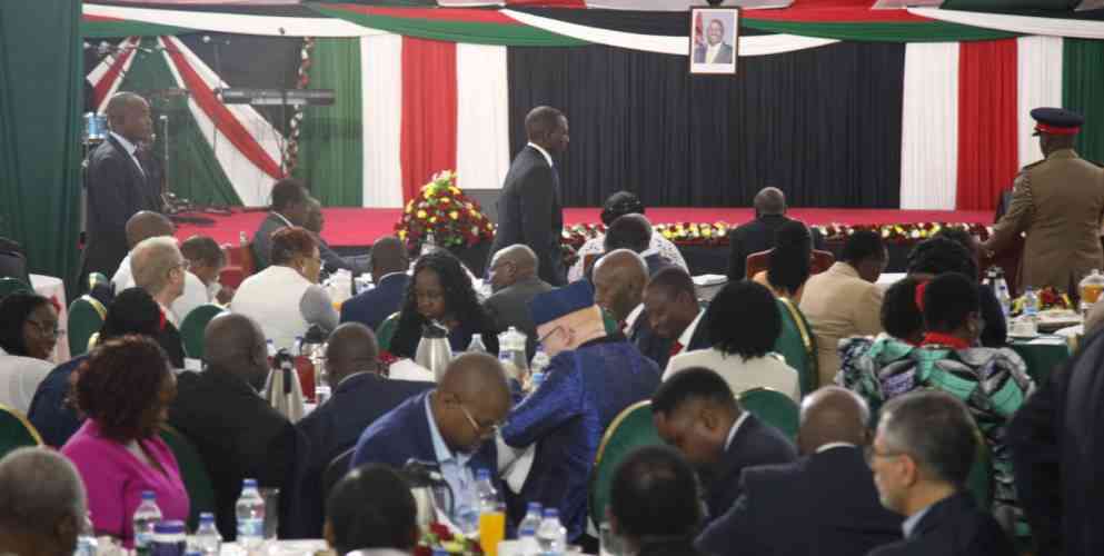 Ruto leads Kenyans in National Prayer Breakfast