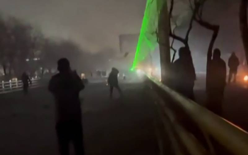 'Defenceless' Iranians need global support: filmmaker Panahi