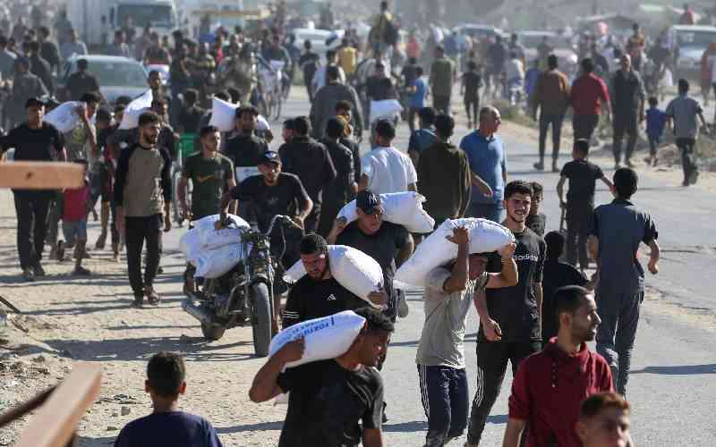 Father of six killed 'for piece of bread' during Gaza aid distribution