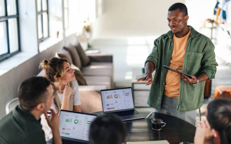 Project managers face pressure to build business, leadership skills