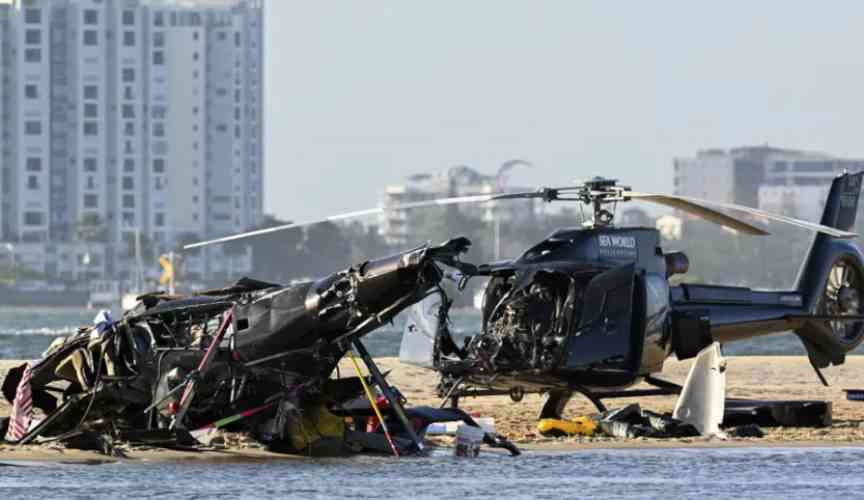 Helicopters collide over Australian beach, 4 passengers dead
