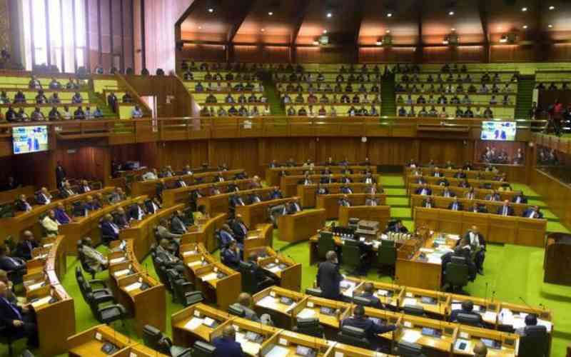Guinea's junta suspends three main political parties