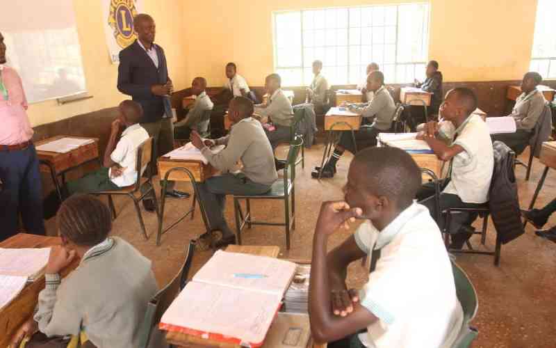 Why primary school teachers will not be hired for the next few years