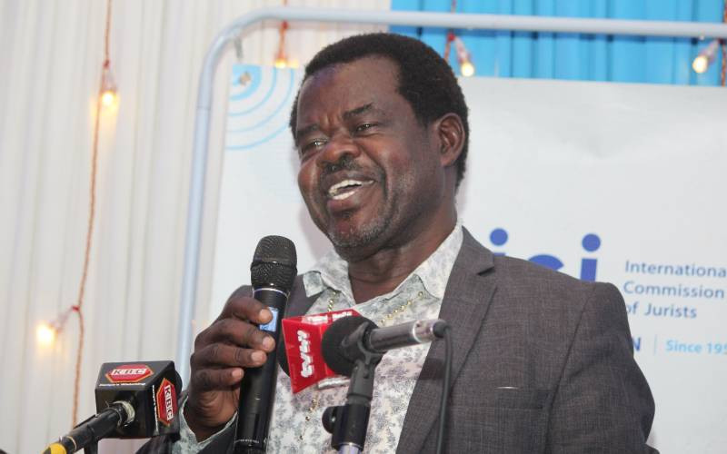 Omtatah wants IEBC to drop paper ballots for electronic voting system