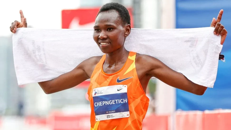 Kenya's Ruth Chepngetich narrowly misses World Record in 2022 Chicago Marathon victory