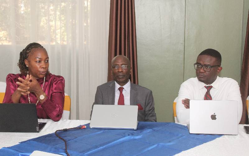 Experts warn of maternal and child deaths as health workers' strike persists