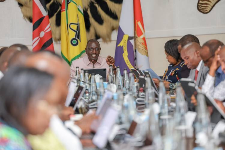 Photos: Ruto chairs Cabinet meeting in Mombasa