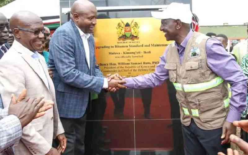 Ruto stops privatisation of sugar millers, promises to inject funds