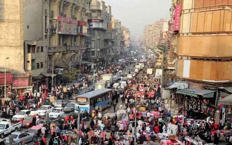 18 killed including children in Egypt workers' pick-up crash