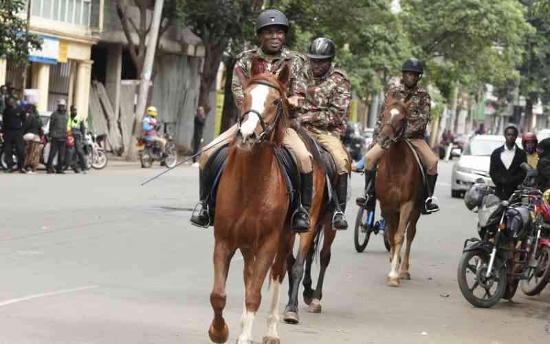 In Picture: Kenya's roads turn drama amid matatu strike