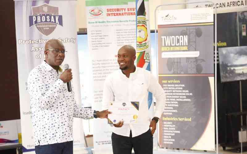 KTN's Ontomwa retains crown as Kenya's security journalist of the year