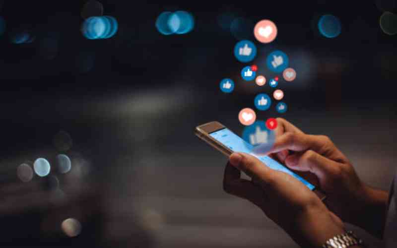 How to use digital platforms without losing business identity
