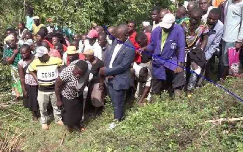 Eight killed as police battle criminal gangs in western region