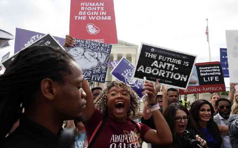 >U.S. Supreme Court overturns Roe v. Wade abortion landmark