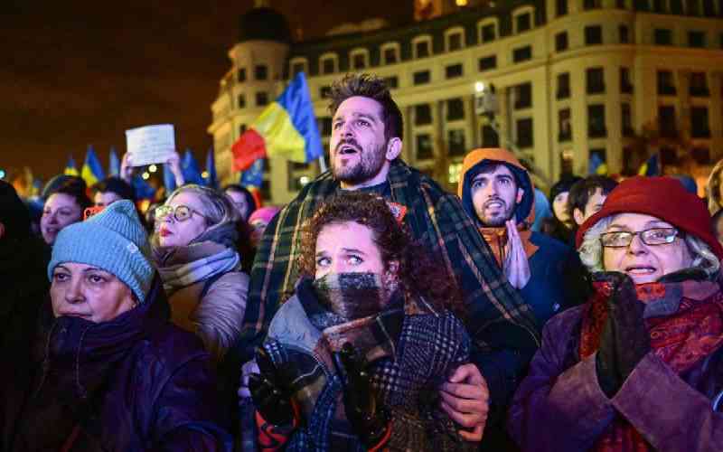 Romania's top court scraps presidential election