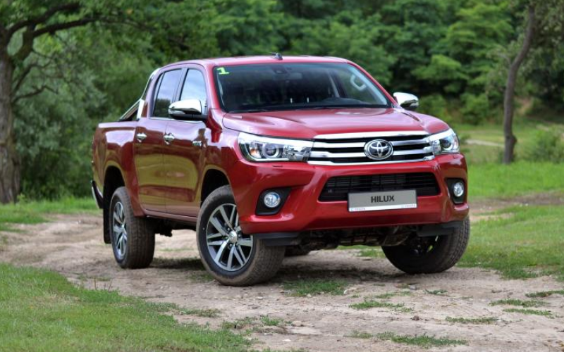 Uncle shops for his dream pickup truck Murima style