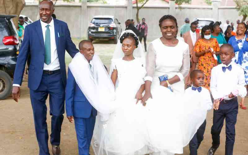 Bride plans surprise wedding for bridegroom, with no honeymoon