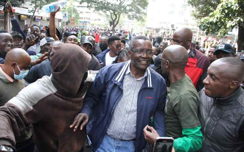 Maraga condemn attacks at KHRC office, citing anarchy