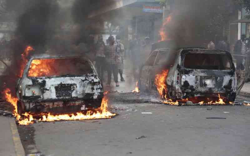 Two vehicles torched as protes...