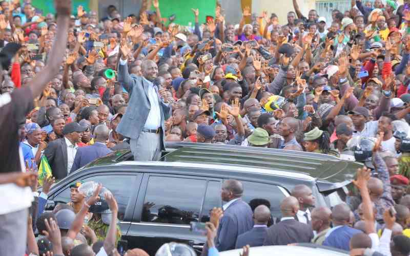 Ruto in bid to woo Nyanza as defiant Raila pushes calls for mass action