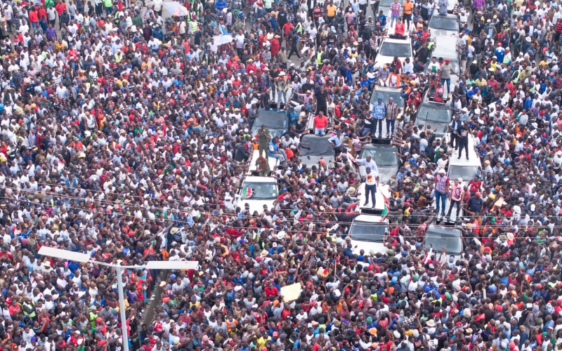 "Sifuna usilale!" Kitengela erupts in song as ODM SG leads Linda Mwananchi tour