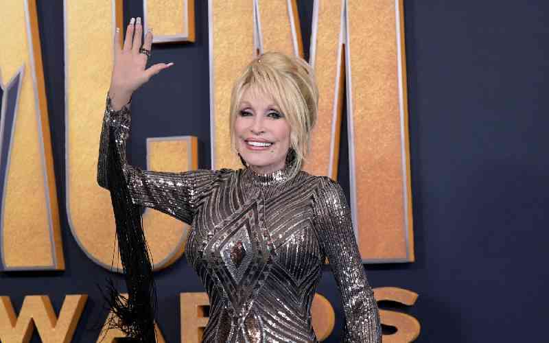 Dolly Parton's death sparks outpouring of grief in divided America