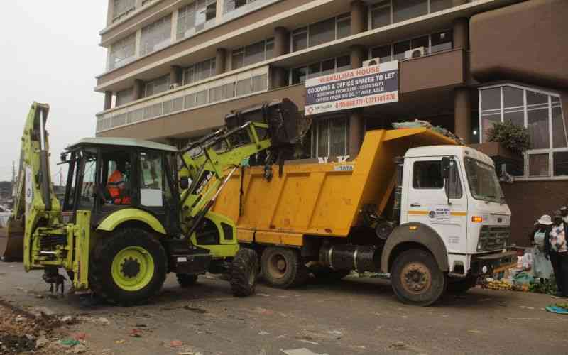Nairobi County sues National Government over waste collection roles