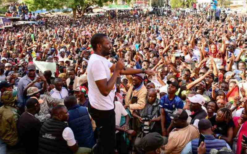 Confusion after Sifuna's paybill briefly goes offline following Ruto clash
