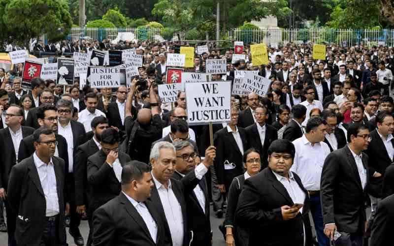 Protests widen over Indian doctor's rape and murder