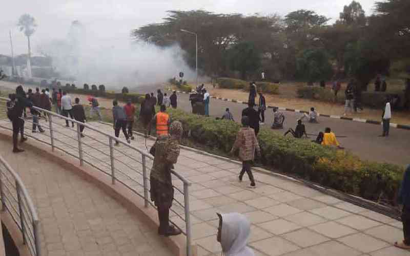 Multimedia University students protest over poor sanitation