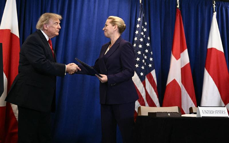 US to build two military bases in southern and eastern Greenland