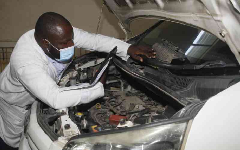 Private vehicles to be subjected to inspection, receive road certificates